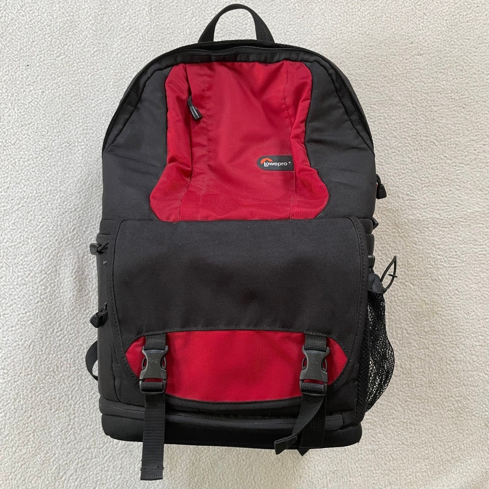 Lowepro 250 Unisex Medium‎ Camera and Laptop Backpack Black Red Padded Gear Bag